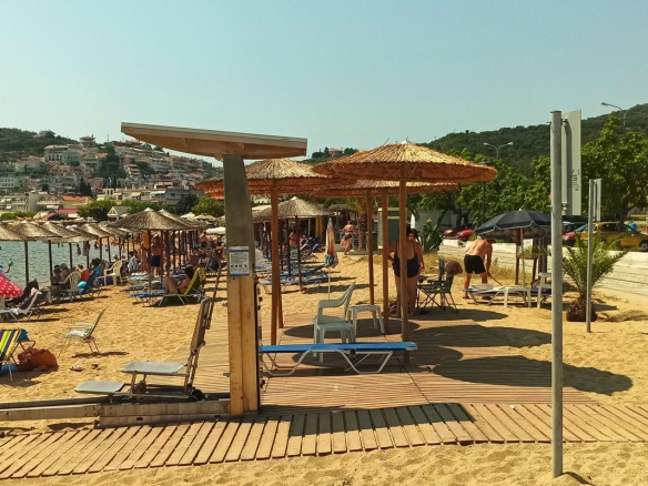 nea irakleitsa cover new